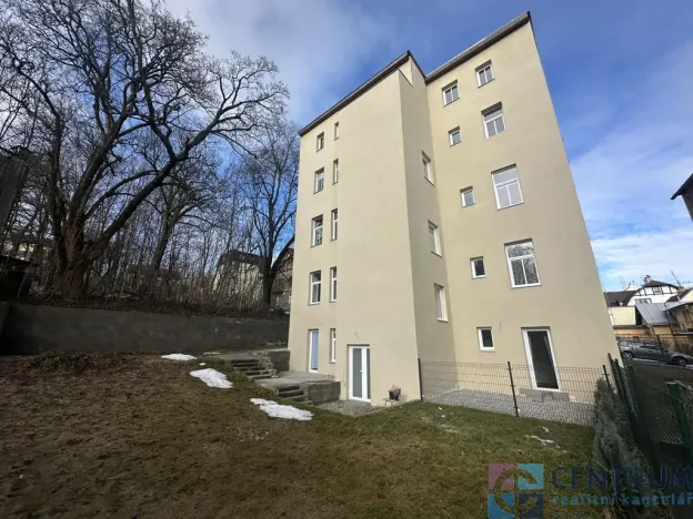 Pronájem bytu 1+kk, Jablonec nad Nisou, U Jeslí, 29 m2