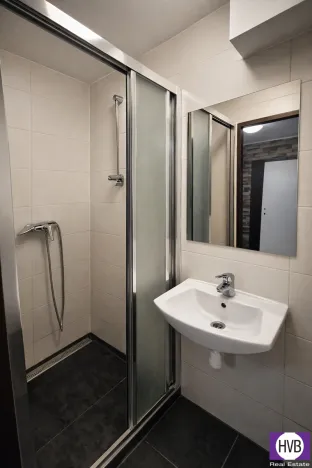 Prodej atypického bytu, Praha, Chvalská, 11 m2