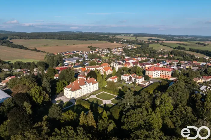 Pronájem bytu 2+kk, Miletín, Komenského, 49 m2