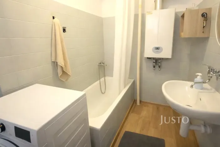 Pronájem bytu 2+1, Písek - Vnitřní Město, Smetanova, 67 m2