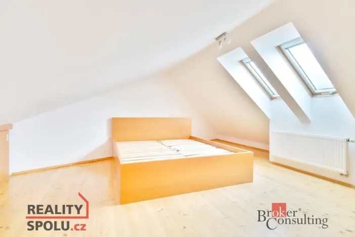 Pronájem rodinného domu, České Budějovice - České Budějovice 2, Na Jízdárně, 100 m2