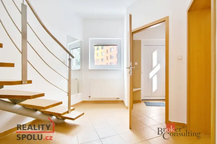 Pronájem rodinného domu, České Budějovice - České Budějovice 2, Na Jízdárně, 100 m2