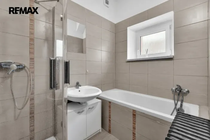 Prodej rodinného domu, Hradec Králové - Pražské Předměstí, Bohuslava Martinů, 250 m2