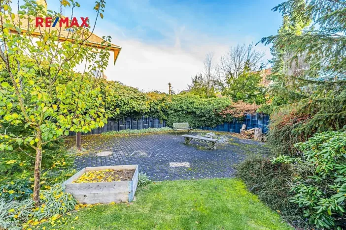 Prodej rodinného domu, Žilina, Zahradní, 774 m2