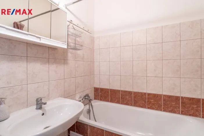 Pronájem bytu 2+1, Praha - Vinohrady, náměstí Jiřího z Lobkovic, 62 m2