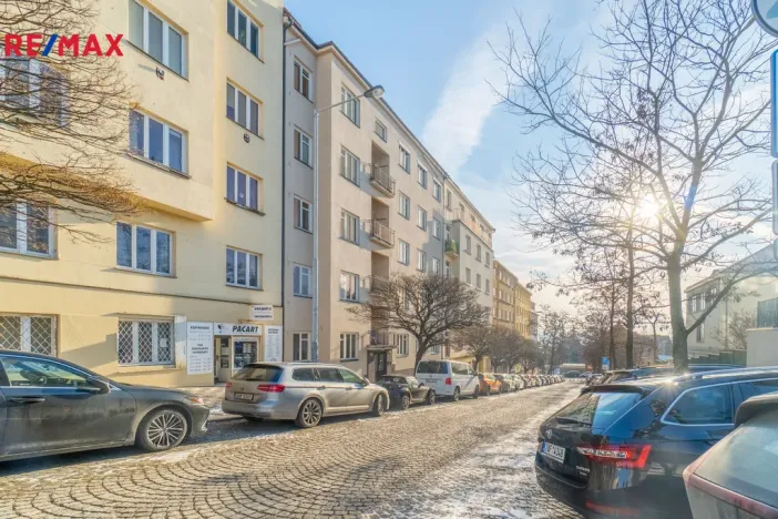 Pronájem bytu 2+1, Praha - Vinohrady, náměstí Jiřího z Lobkovic, 62 m2