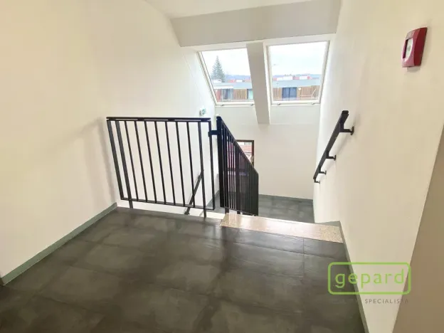 Pronájem bytu 1+kk, Dobřichovice, Anežky České, 30 m2