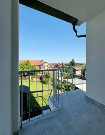 Pronájem bytu 2+1, Praha, U hájovny, 55 m2