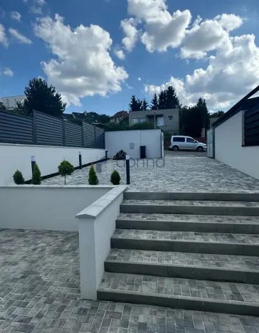 Pronájem bytu 2+1, Praha, U hájovny, 55 m2