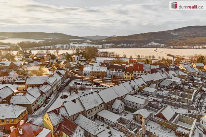 Prodej rodinného domu, Kravaře, náměstí, 200 m2