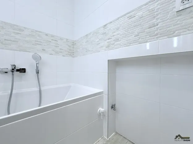 Prodej bytu 2+kk, Ostrava, Staňkova, 54 m2