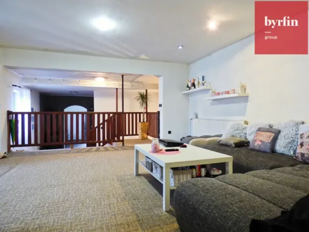 Prodej rodinného domu, Kravaře, Čeňka Trunčíka, 170 m2