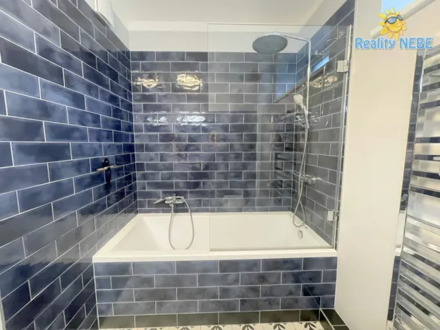 Pronájem bytu 4+1, Praha - Hodkovičky, Na výspě, 103 m2