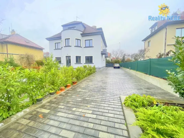 Pronájem bytu 4+1, Praha - Hodkovičky, Na výspě, 103 m2