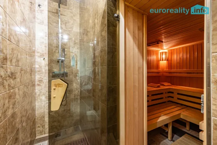 Prodej ubytování, Mariánské Lázně - Úšovice, Palackého, 200 m2