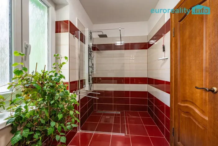 Prodej ubytování, Mariánské Lázně - Úšovice, Palackého, 200 m2