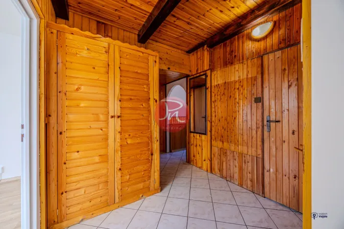 Prodej bytu 2+1, Vsetín, Okružní, 51 m2