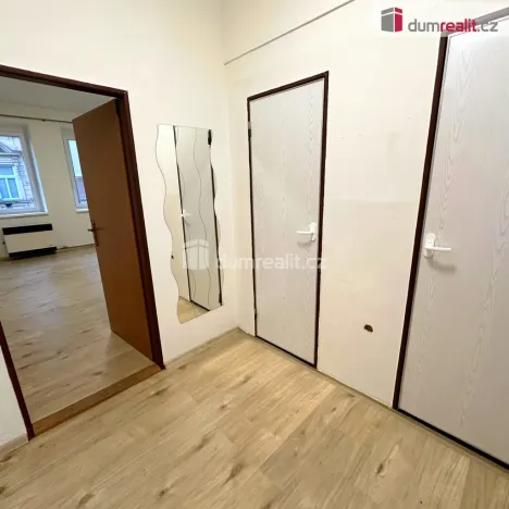 Pronájem bytu 1+1, Děčín - Děčín II-Nové Město, Lipová, 36 m2