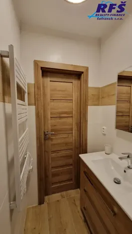 Pronájem bytu 2+kk, Benešov, Vnoučkova, 43 m2