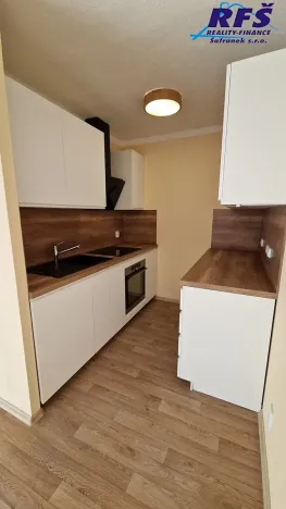 Pronájem bytu 2+kk, Benešov, Vnoučkova, 43 m2