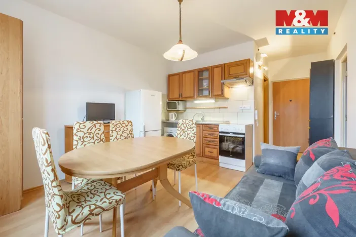 Pronájem bytu 1+1, Karlovy Vary - Stará Role, Okružní, 36 m2