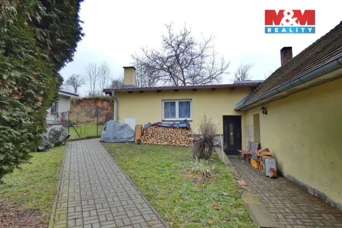 Prodej bytu 2+kk, Červené Pečky, Dobešovice, 66 m2