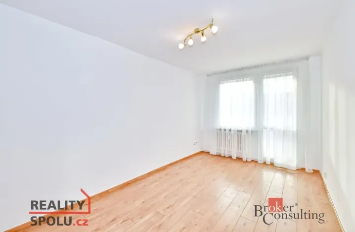 Pronájem bytu 3+kk, Praha - Vršovice, Tádžická, 74 m2