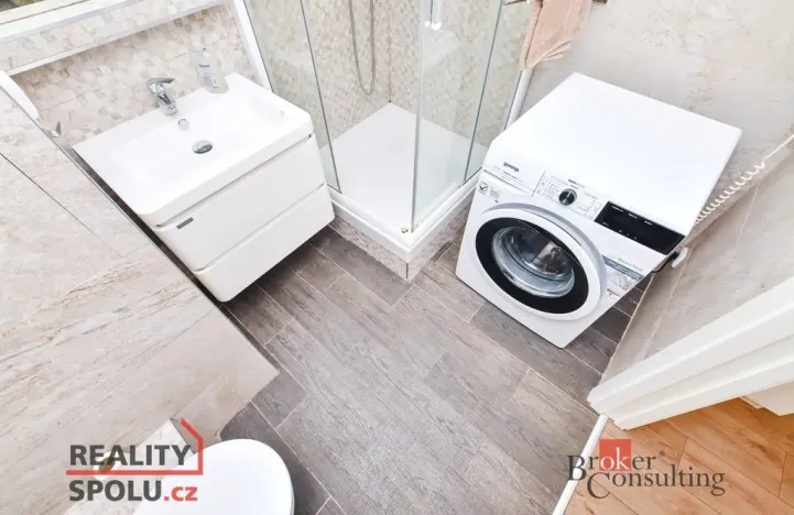 Pronájem bytu 3+kk, Praha - Vršovice, Tádžická, 74 m2