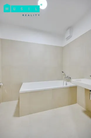 Pronájem bytu 2+kk, Olomouc - Slavonín, Jižní, 65 m2