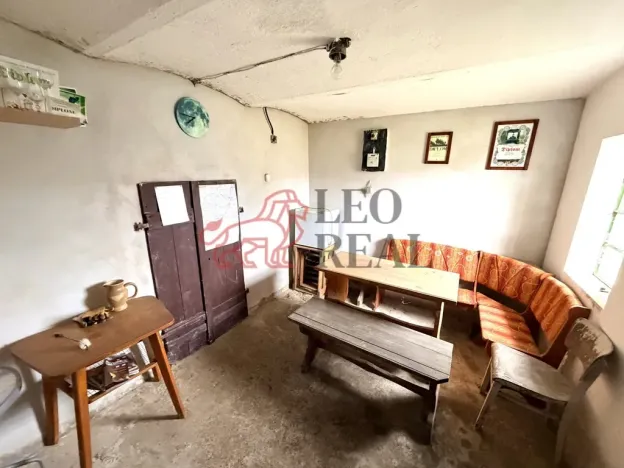 Prodej vinného sklepa, Týnec, Sportovní, 34 m2