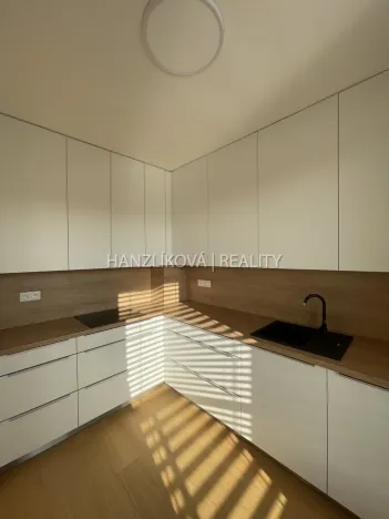 Pronájem bytu 3+kk, České Budějovice, Hálkova, 85 m2