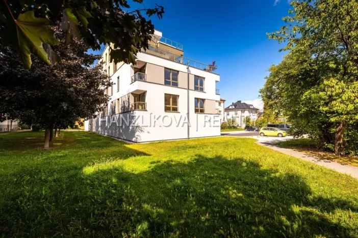 Pronájem bytu 3+kk, České Budějovice, Hálkova, 85 m2