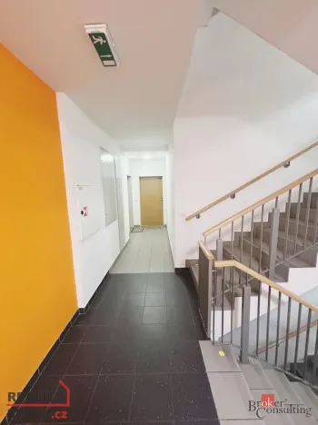 Pronájem bytu 2+kk, Praha - Modřany, Pískařská, 55 m2