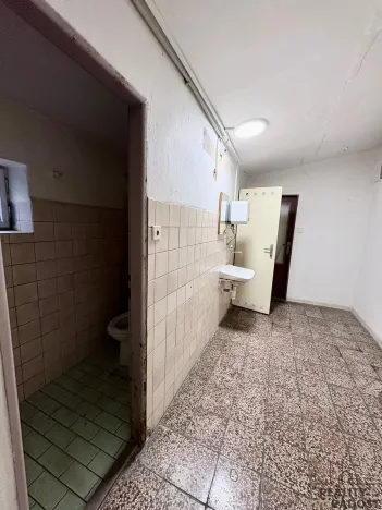 Prodej výrobních prostor, Hustopeče, 1710 m2