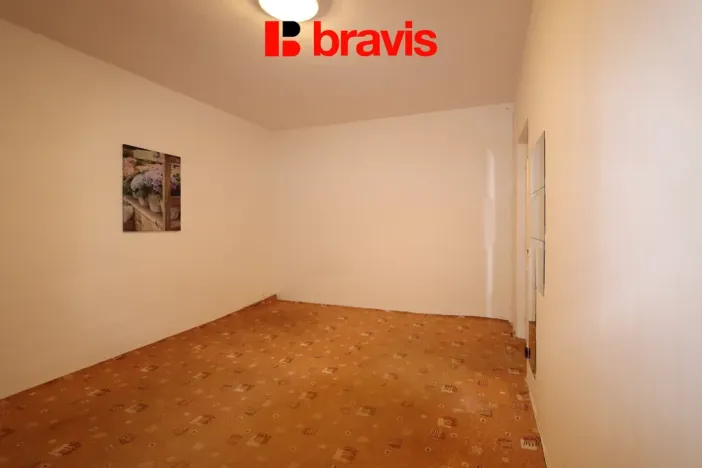 Pronájem bytu 1+1, Brno - Lesná, Halasovo náměstí, 29 m2