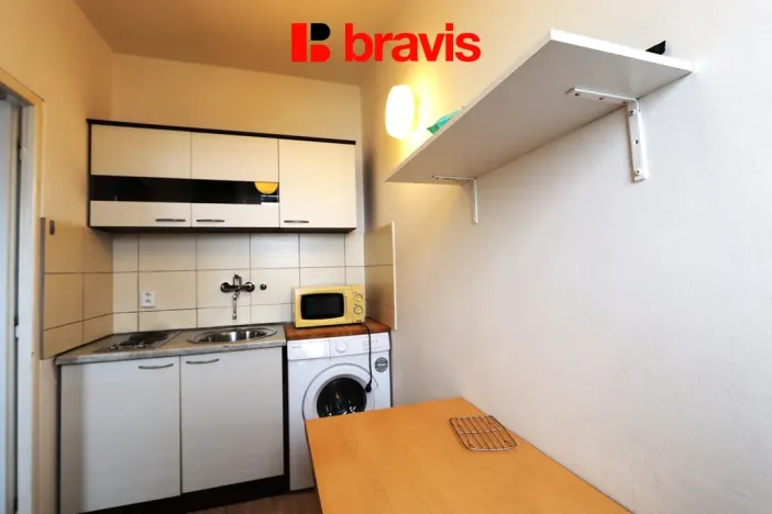 Pronájem bytu 1+1, Brno - Lesná, Halasovo náměstí, 29 m2