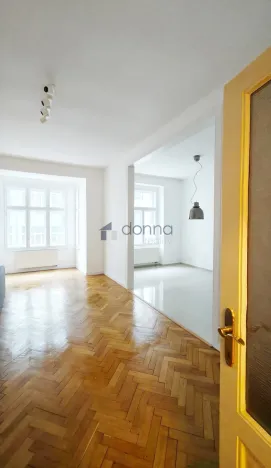 Pronájem bytu 2+kk, Praha, Pod Kotlaskou, 76 m2