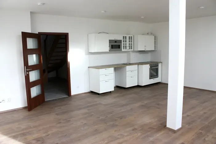 Pronájem bytu 3+kk, Praha - Holešovice, Dělnická, 99 m2