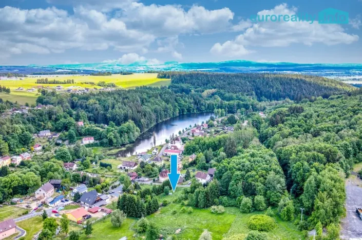 Prodej pozemku pro bydlení, Libá, 1745 m2