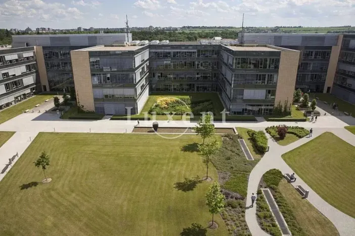 Pronájem kanceláře, Praha, Radlická, 166 m2