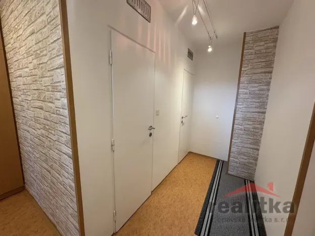 Pronájem bytu 3+1, Opava - Kateřinky, Edvarda Beneše, 80 m2