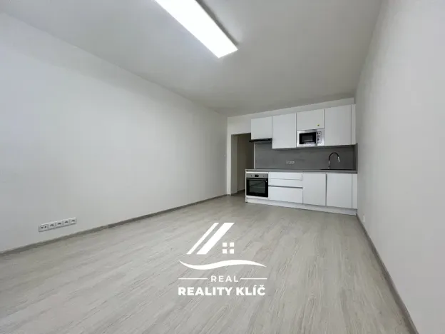 Pronájem bytu 1+kk, Ostrava, náměstí Václava Vacka, 30 m2