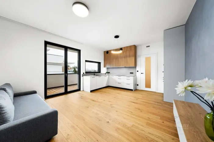 Pronájem bytu 2+kk, Praha - Troja, Pod Hrachovkou, 49 m2