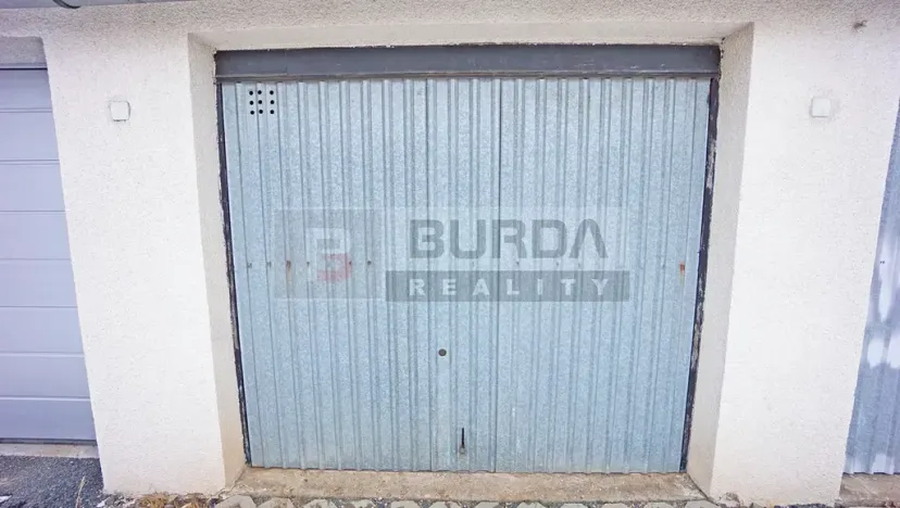 Prodej garáže, Neratovice, 18 m2
