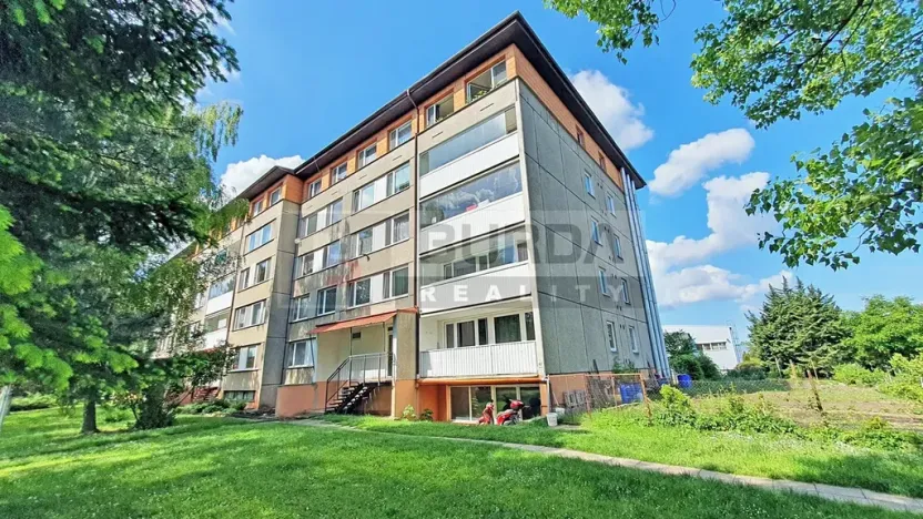 Prodej bytu 3+1, Měšice, 68 m2