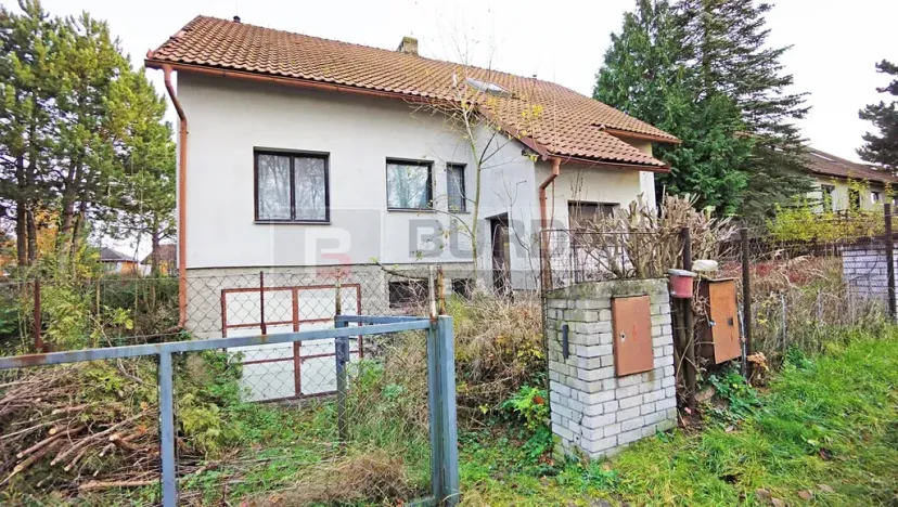 Prodej podílu rodinného domu, Zeleneč, Kasalova, 285 m2