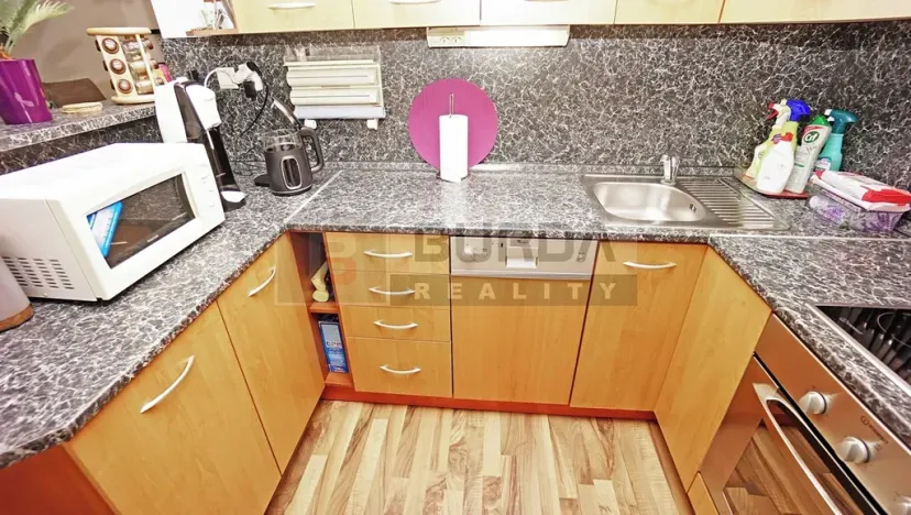 Prodej bytu 2+1, Neratovice, 53 m2