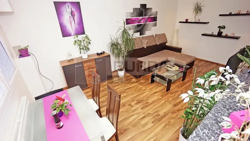 Prodej bytu 2+1, Neratovice, 53 m2