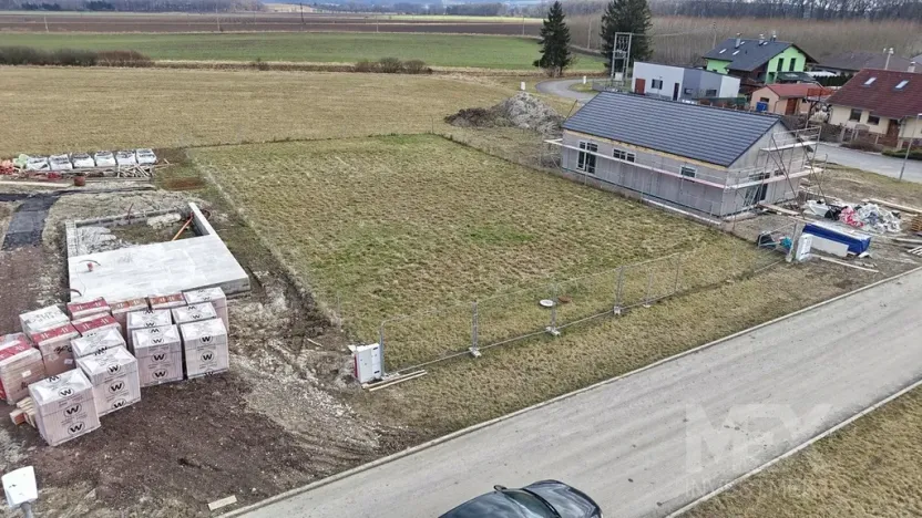 Prodej pozemku pro bydlení, České Meziříčí, V Poli, 870 m2