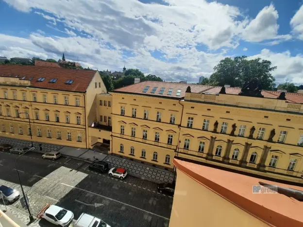 Pronájem bytu 2+kk, Praha - Nové Město, Vyšehradská, 43 m2